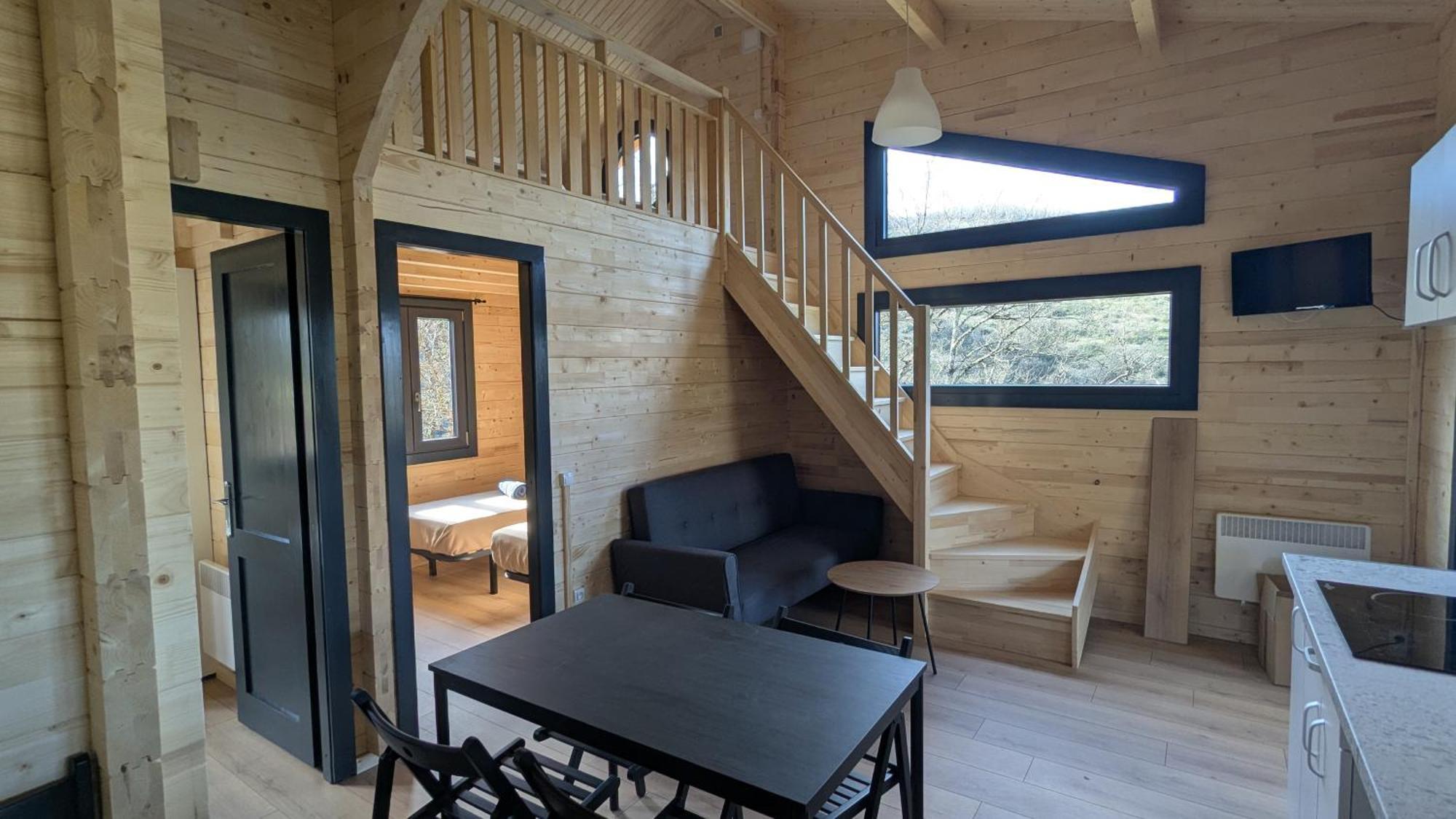 Cabanes Et Lodges Du Belvedere Serrieres-sur-Ain Zewnętrze zdjęcie